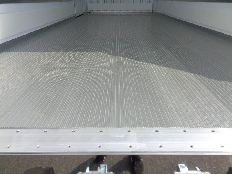 三菱 中型トラック 冷凍車ワイドエアサス格納PG付 画像