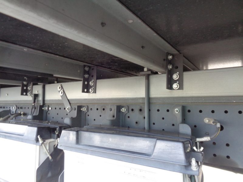 いすゞ 小型トラック 冷凍車中温(ワイド・ロング)スムーサー 画像