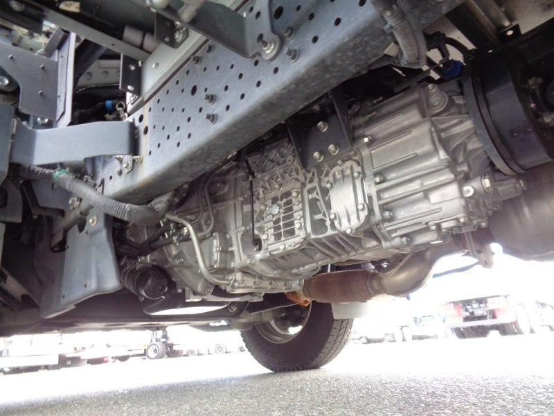 いすゞ 小型トラック 冷凍車中温(ワイド・ロング)スムーサー 画像