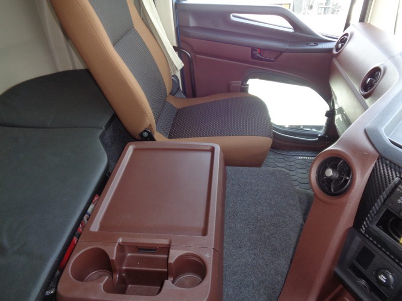 日野 大型トラック コンテナ専用車総輪エアサスハイルーフ(スワップボデー) 画像