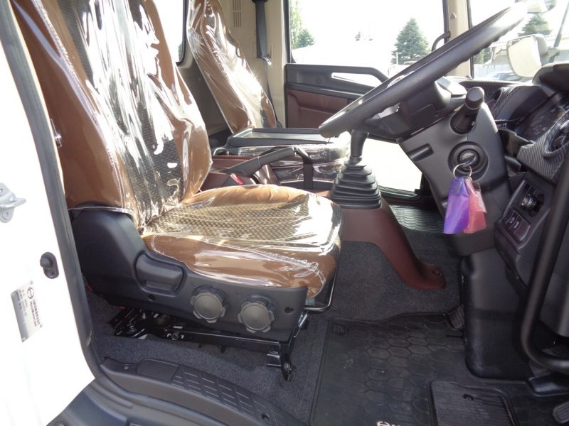 日野 中型トラック 木平6.2m(床鉄板) 画像