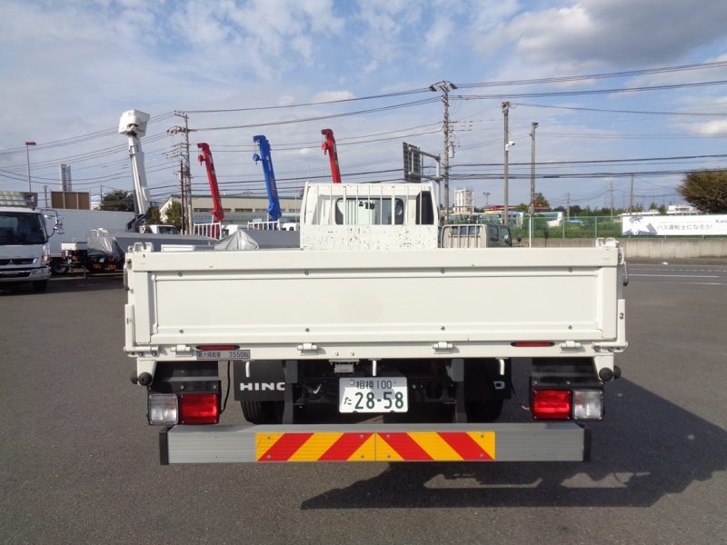 日野 中型トラック 木平6.2m(床鉄板) 画像