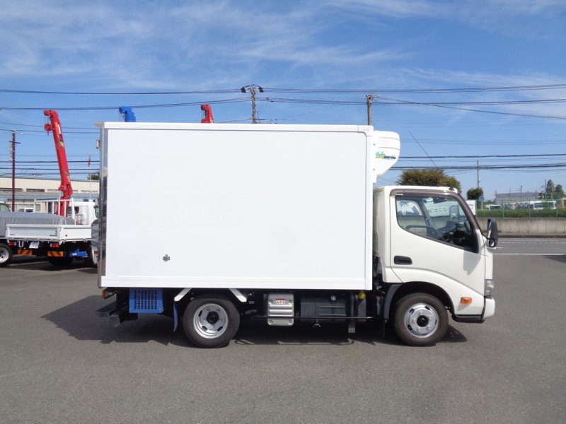 日野 小型トラック 冷凍車低温(AT車・5t未満)スタンバイ付 画像