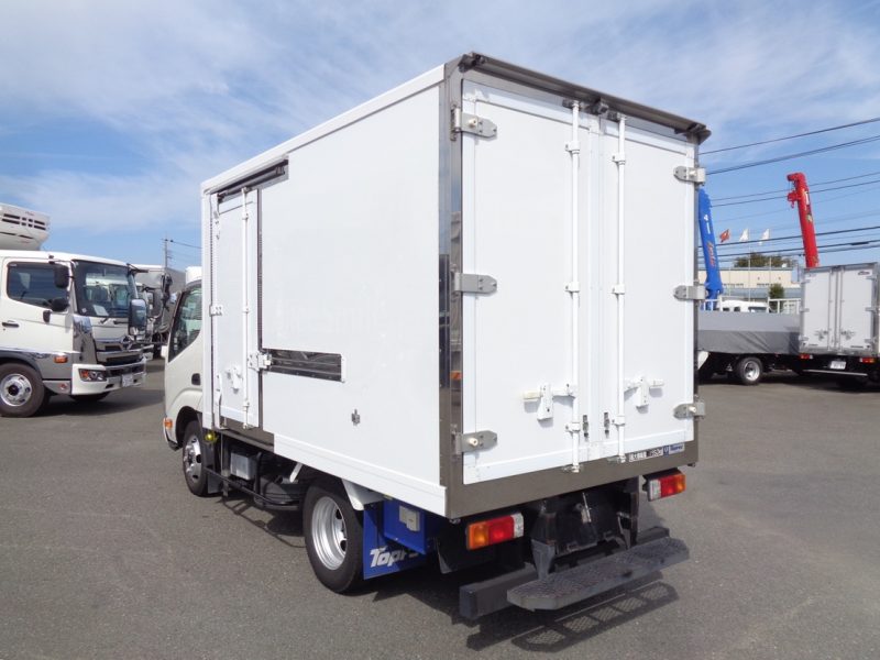 日野 小型トラック 冷凍車低温(AT車・5t未満)スタンバイ付 画像