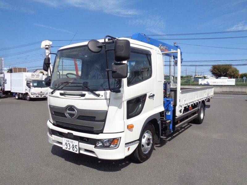 日野 大型トラック 増tタダノ6段ラジコン付(4.35t)5.0m 画像