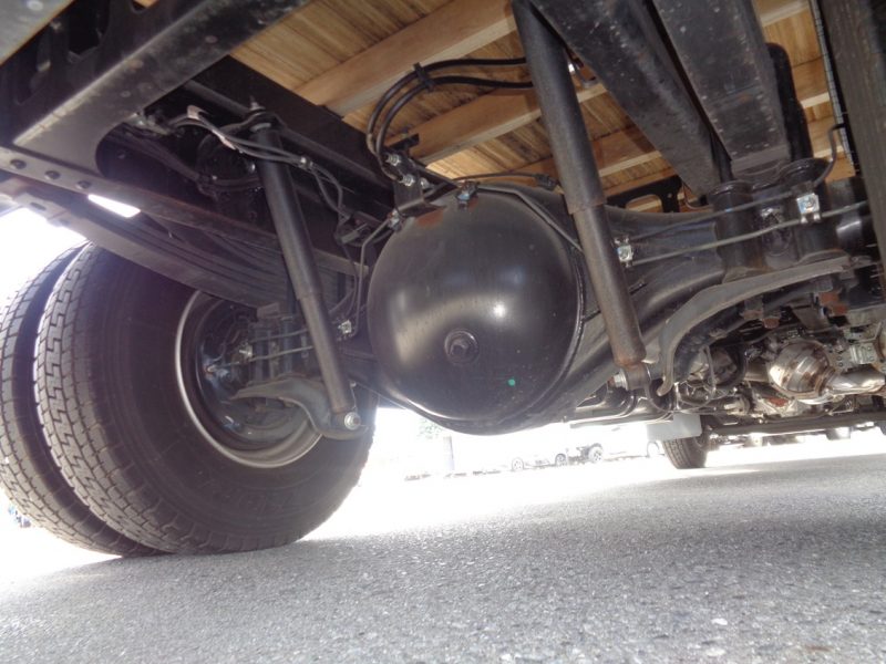 日野 大型トラック 増tタダノ6段ラジコン付(4.35t)5.0m 画像