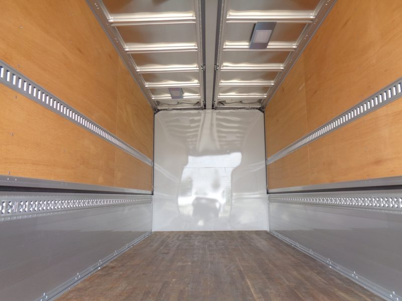 いすゞ 中型トラック ウィング(5.7m) 画像