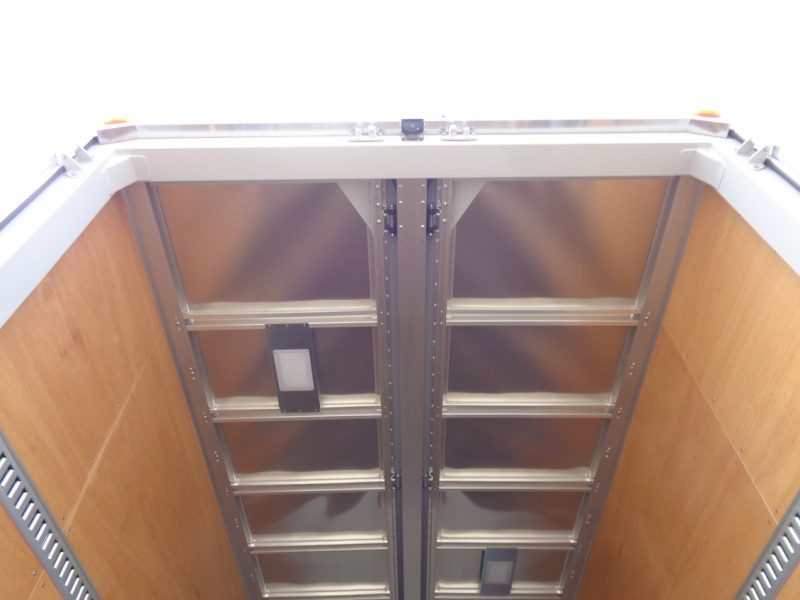 いすゞ 中型トラック ウィング(5.7m) 画像