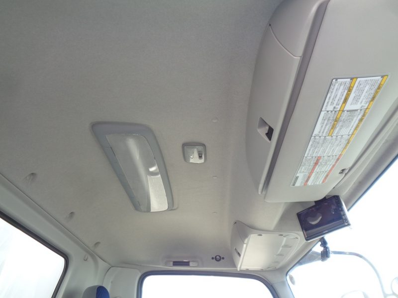 いすゞ 中型トラック ウィング(5.7m) 画像