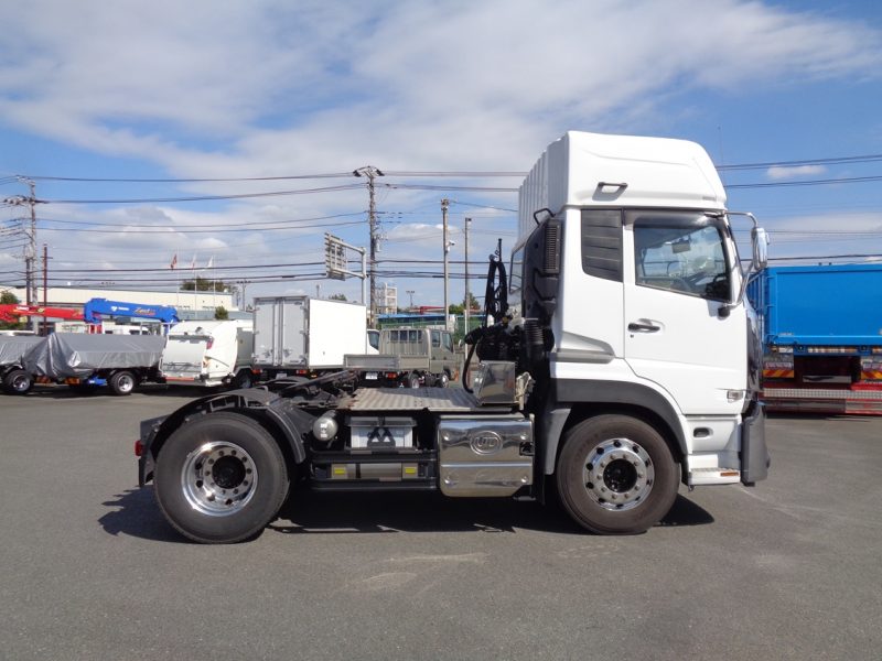 日産UD 大型トラック トラクタエアサスハイルーフ11.6t 画像