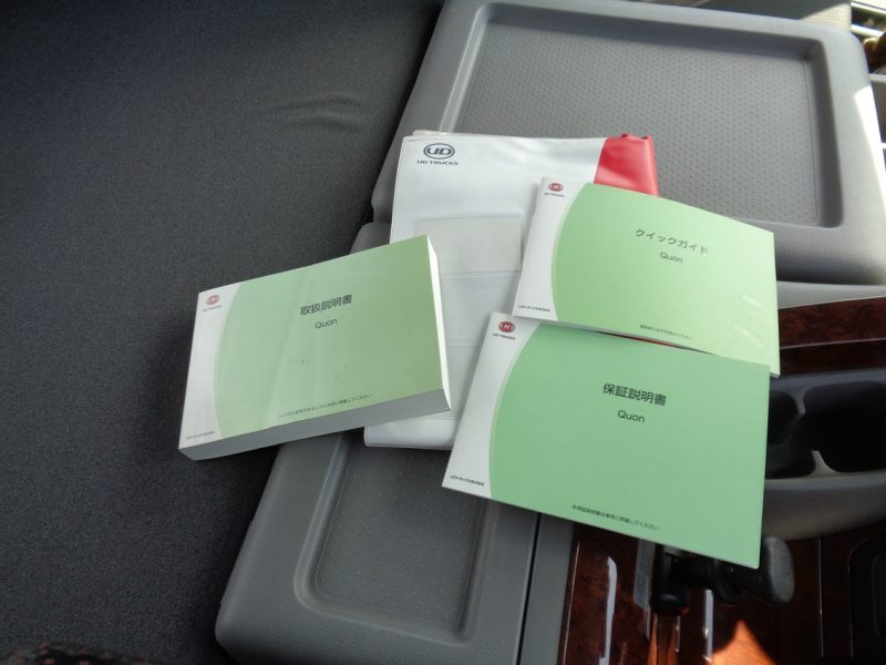 日産UD 大型トラック トラクタエアサスハイルーフ11.6t 画像