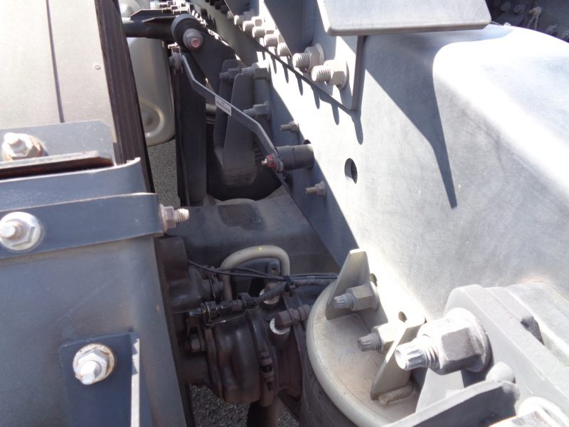 日産UD 大型トラック トラクタエアサスハイルーフ11.6t 画像