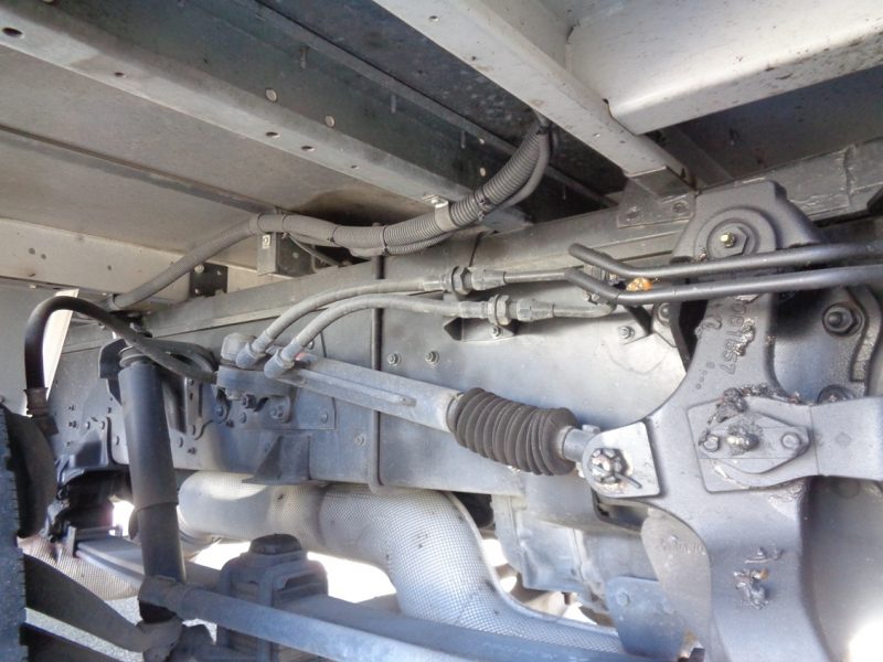 三菱 大型トラック ウィングエアサスハイルーフ 画像