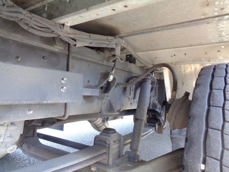 三菱 大型トラック ウィングエアサスハイルーフ 画像