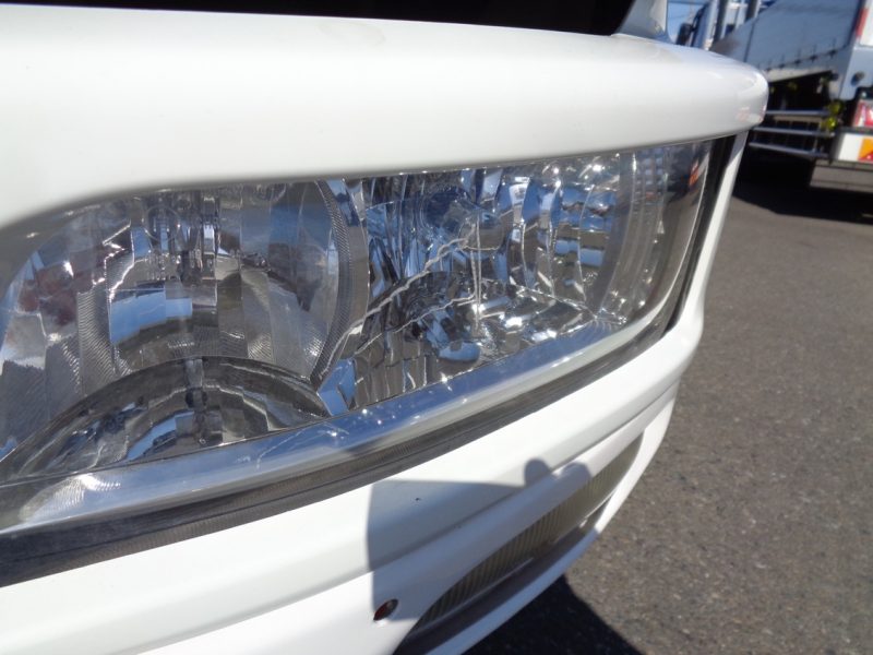 三菱 中型トラック アームロール 画像