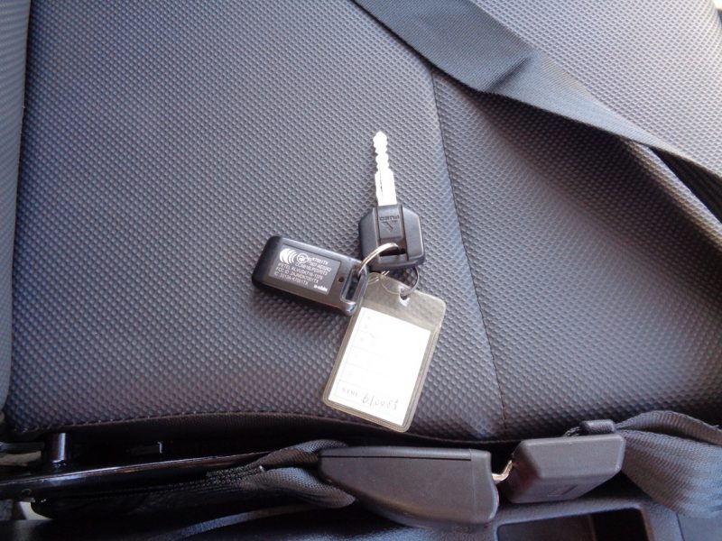 三菱 中型トラック アームロール 画像