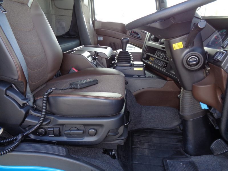 いすゞ 大型トラック アコーディオン幌エアサスハイルーフ(デフロック付) 画像