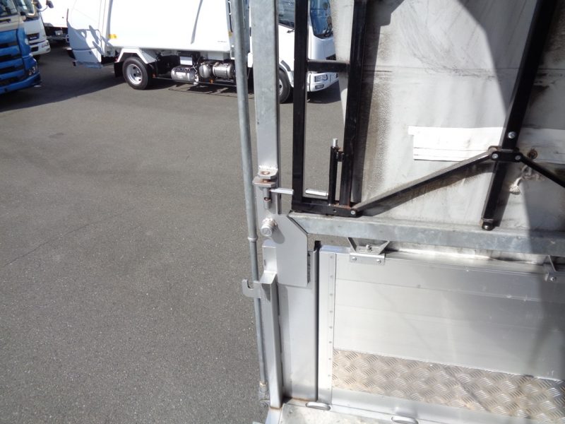 いすゞ 大型トラック アコーディオン幌エアサスハイルーフ(デフロック付) 画像