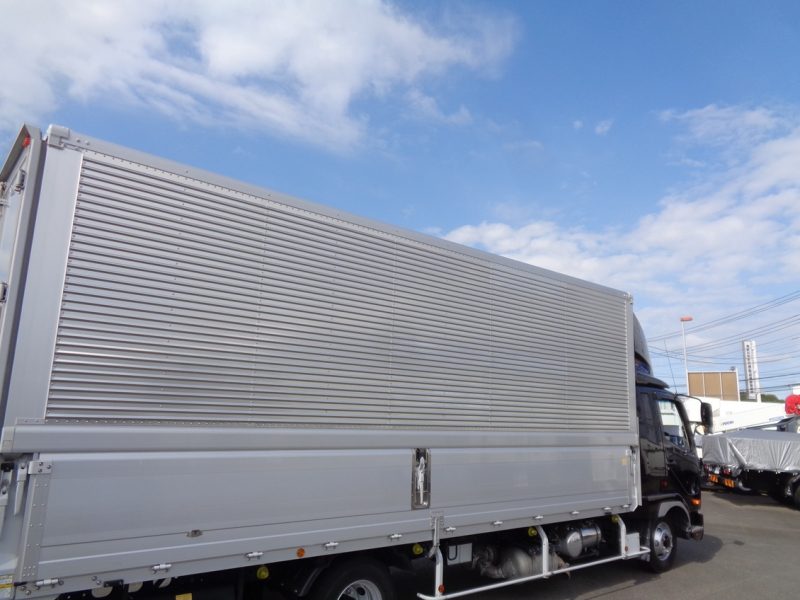 三菱 中型トラック ウィングワイドエアサス 画像