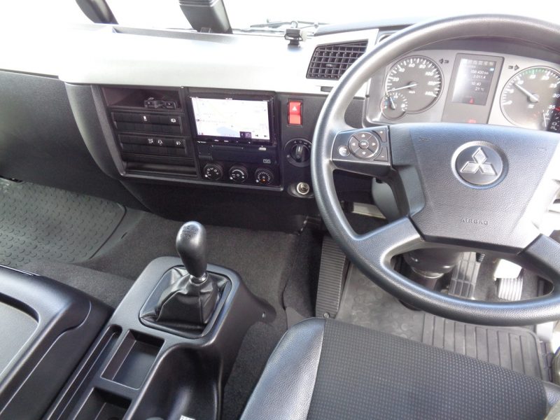 三菱 中型トラック ウィングワイドエアサス 画像