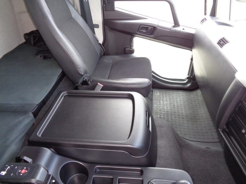 三菱 中型トラック ウィングワイドエアサス 画像