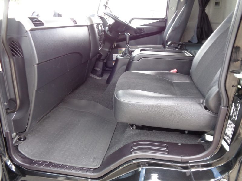 三菱 中型トラック ウィングワイドエアサス 画像