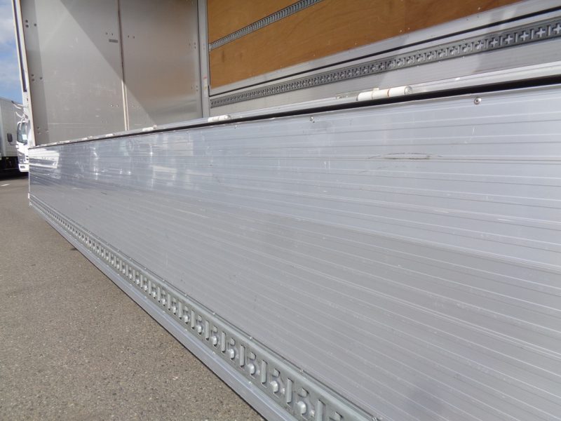 三菱 中型トラック ウィングワイドエアサス 画像