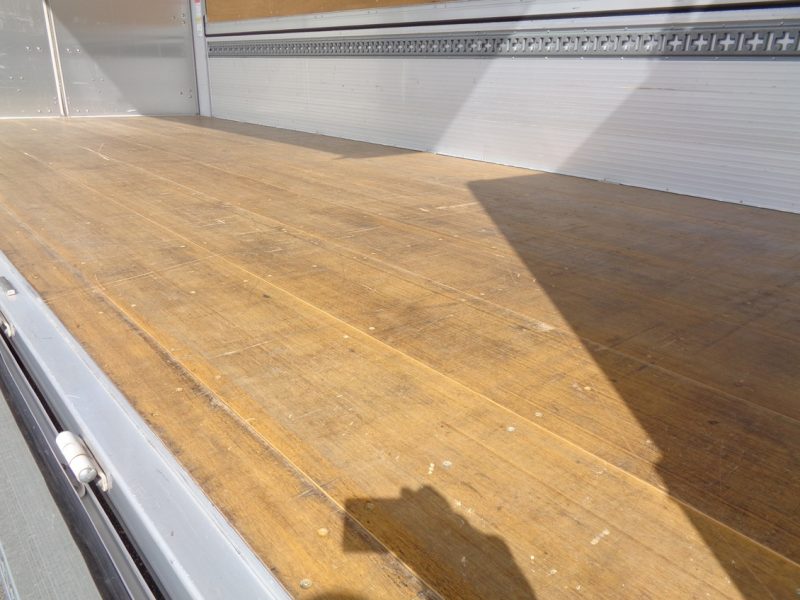 三菱 中型トラック ウィングワイドエアサス 画像