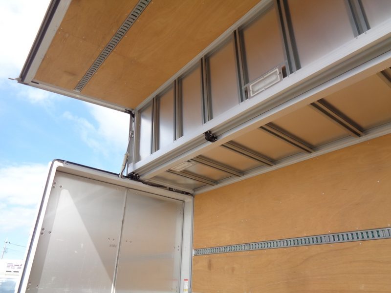 三菱 中型トラック ウィングワイドエアサス 画像