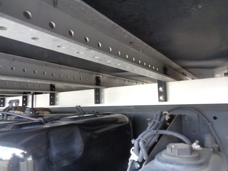 三菱 中型トラック ウィングワイドエアサス 画像