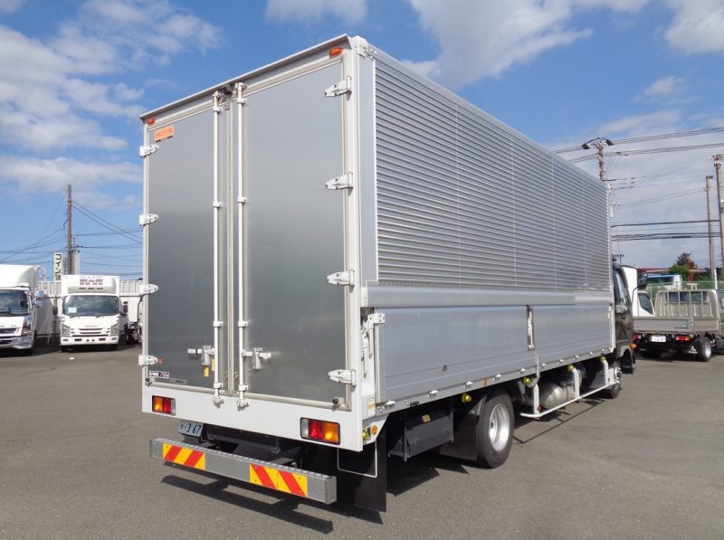 三菱 中型トラック ウィングワイドエアサス 画像