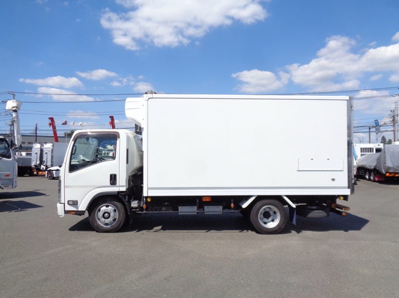 いすゞ 小型トラック 冷凍車中温(ワイド・ロング)スムーサー 画像