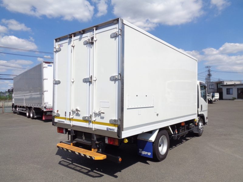いすゞ 小型トラック 冷凍車中温(ワイド・ロング)スムーサー 画像