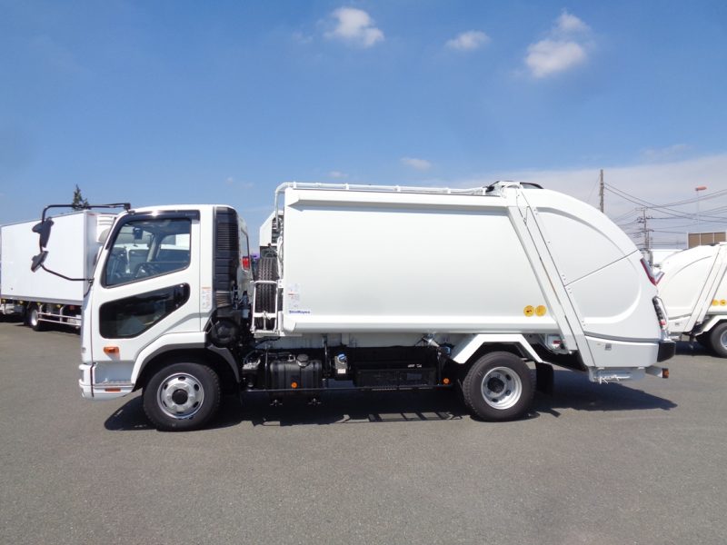 三菱 中型トラック 塵芥車プレス式8.7m3 画像