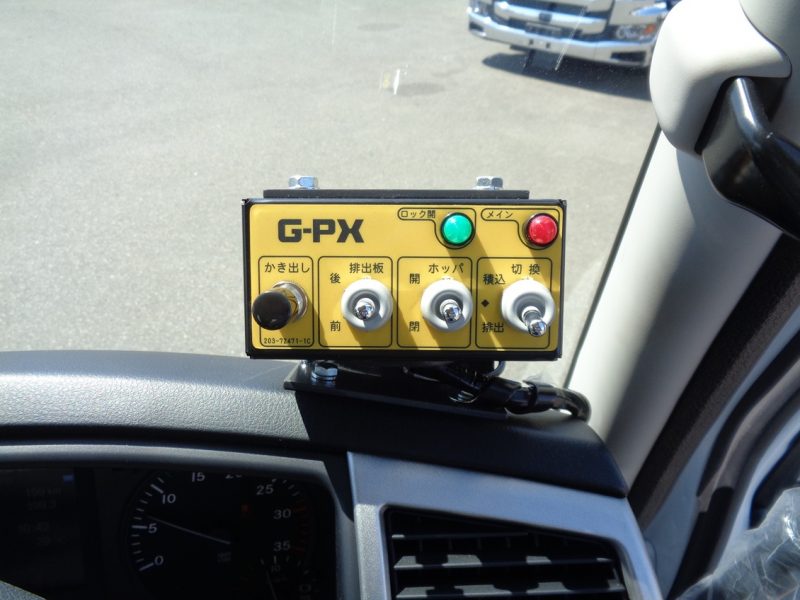 三菱 中型トラック 塵芥車プレス式8.7m3 画像