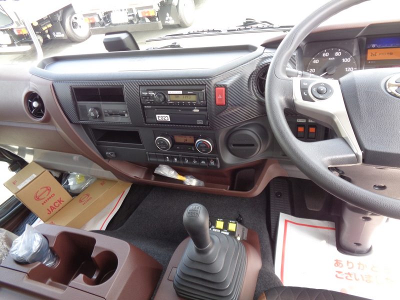 日野 大型トラック 増tダンプ土砂(7.2t)3.5m 画像