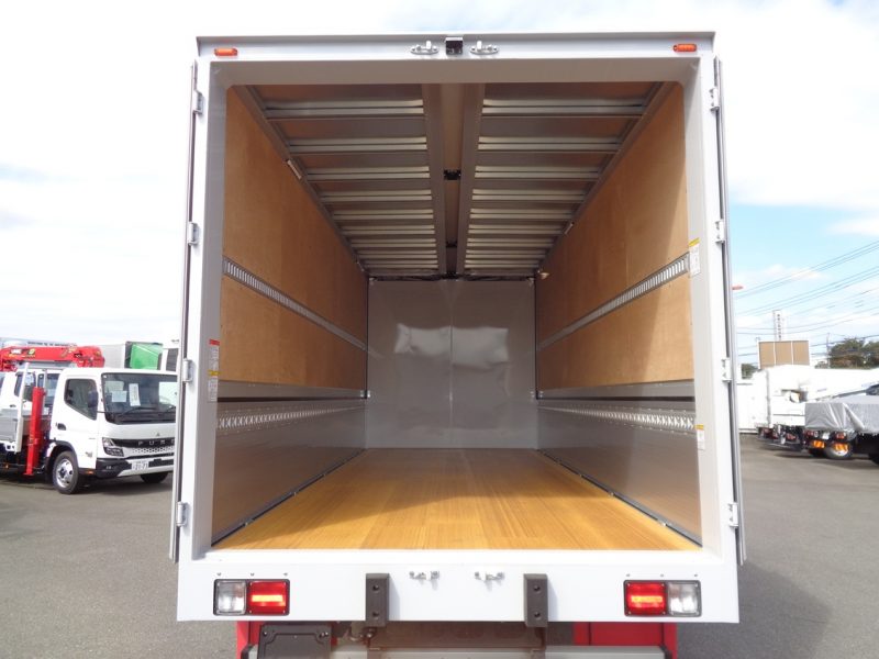 日野 中型トラック ウィングワイドエアサスハイルーフ 画像