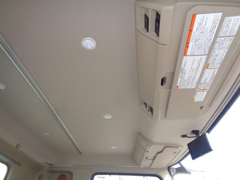 日野 中型トラック 冷凍車ワイドエアサス格納PG付 画像