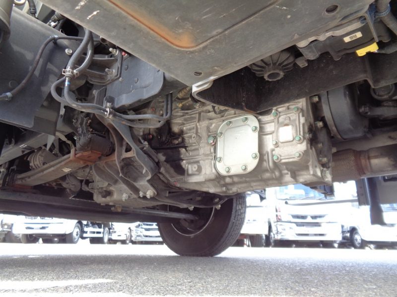 日野 中型トラック 冷凍車ワイドエアサス格納PG付 画像