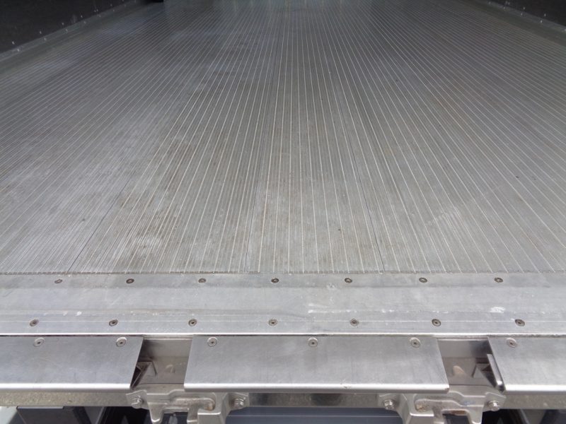 三菱 中型トラック 冷凍車エアサス格納PG付 画像