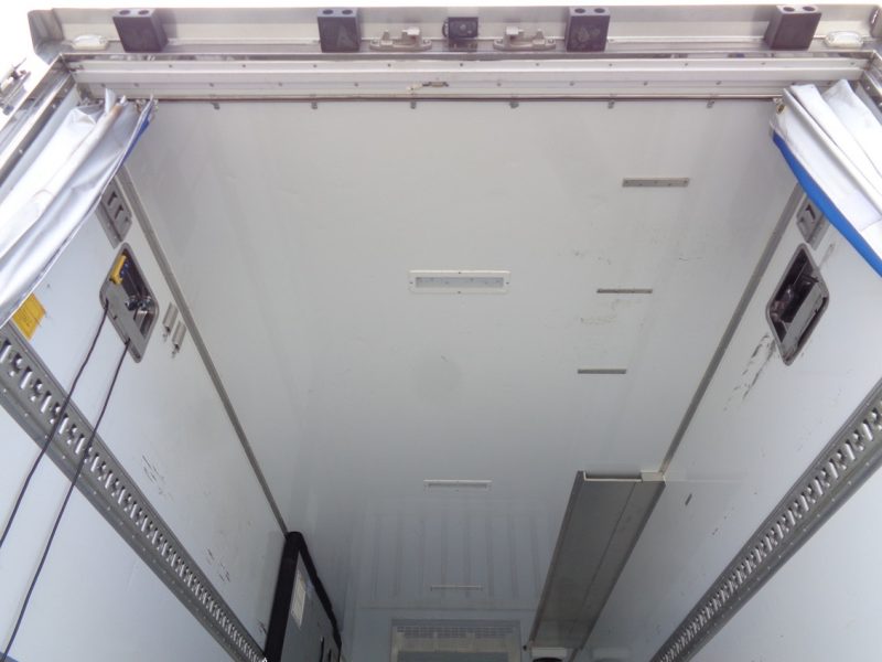 三菱 中型トラック 冷凍車エアサス格納PG付 画像