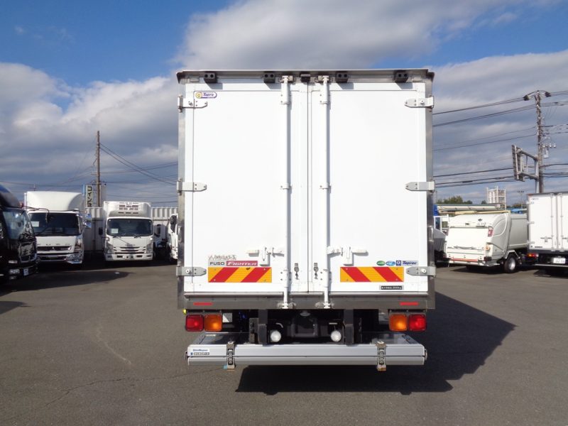 三菱 中型トラック 冷凍車エアサス格納PG付 画像