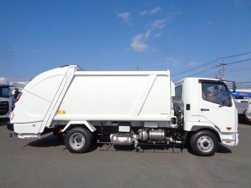 三菱 中型トラック 塵芥車(プレス式)10.2m3新明和 画像