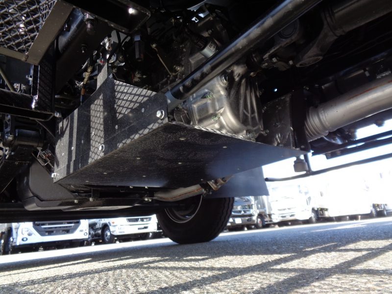 三菱 中型トラック 塵芥車(プレス式)8.7m3新明和 画像