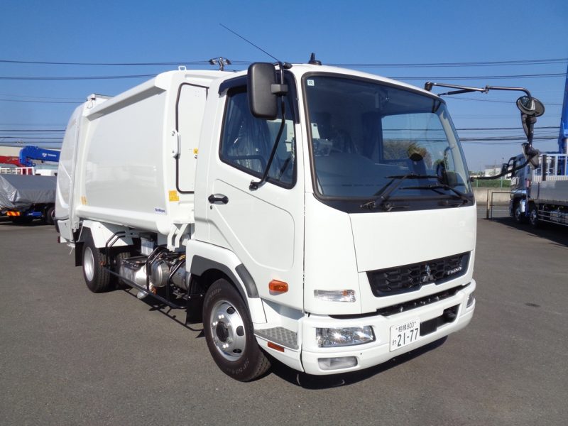 三菱 中型トラック 塵芥車(プレス式)8.7m3新明和 画像