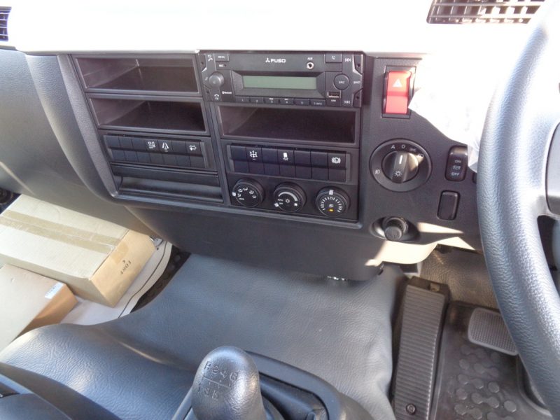 三菱 中型トラック 塵芥車(プレス式)8.7m3新明和 画像