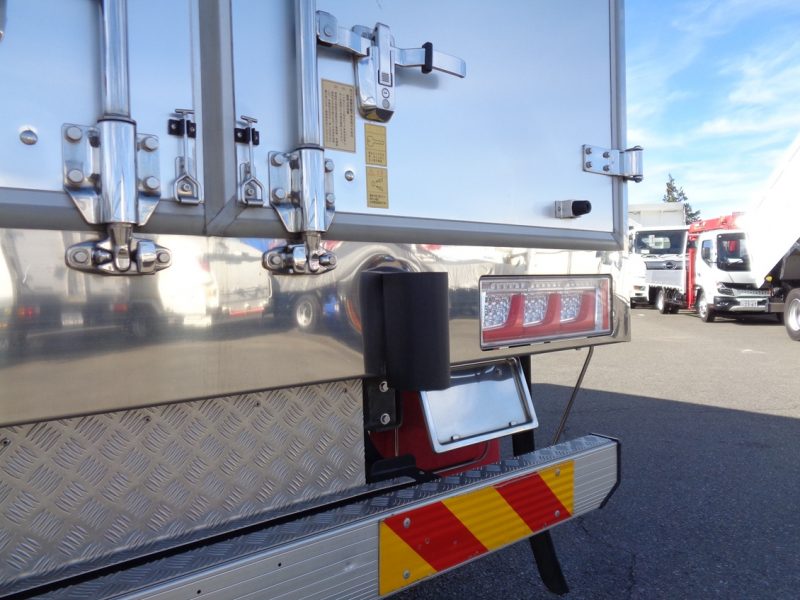 日野 中型トラック 冷凍車(スタンバイ付) 画像