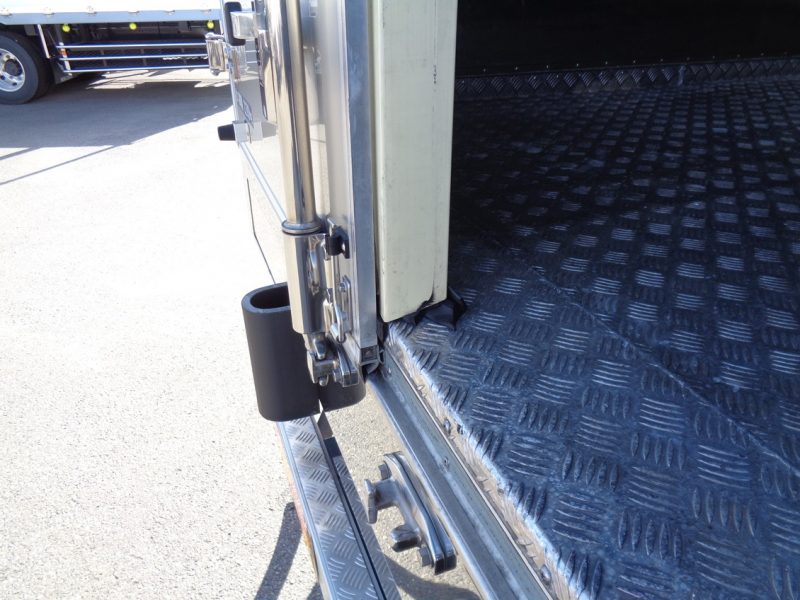 日野 中型トラック 冷凍車(スタンバイ付) 画像