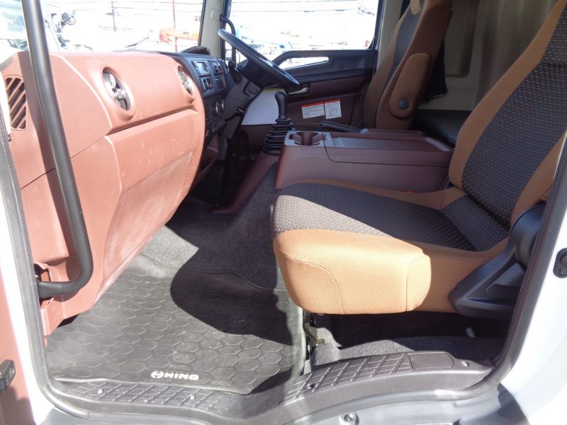 日野 中型トラック 冷凍車(スタンバイ付) 画像