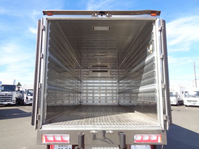 日野 中型トラック 冷凍車(スタンバイ付) 画像